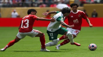 أجواء صعبة.. الطقس السيئ يوقف مباراة الأهلي وبالميراس في مونديال الأندية